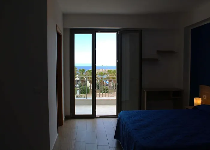 Bed Ponente Πανσιόν Isola delle Femmine